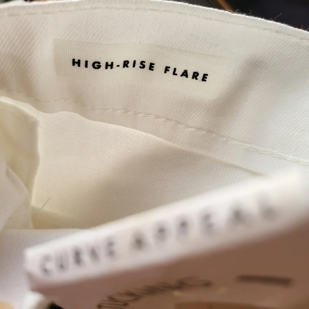 Chico's Cream Flare Women's Jeans - Picture 6 of 7